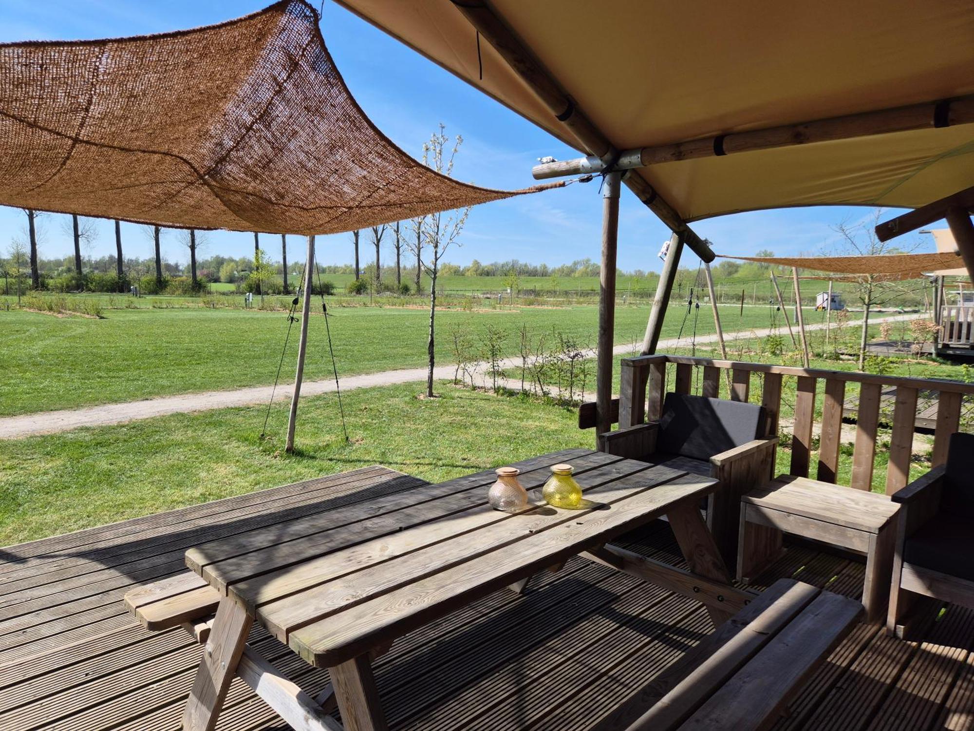 De Hazelaarshof Luxe Glampingtent Bij Natuurgebied De Millingerwaard Kekerdom Ngoại thất bức ảnh